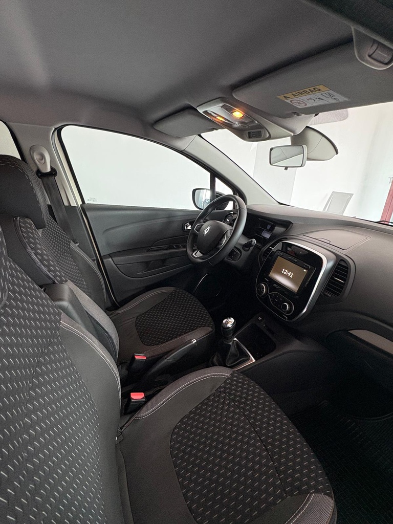 RENAULT CAPTUR