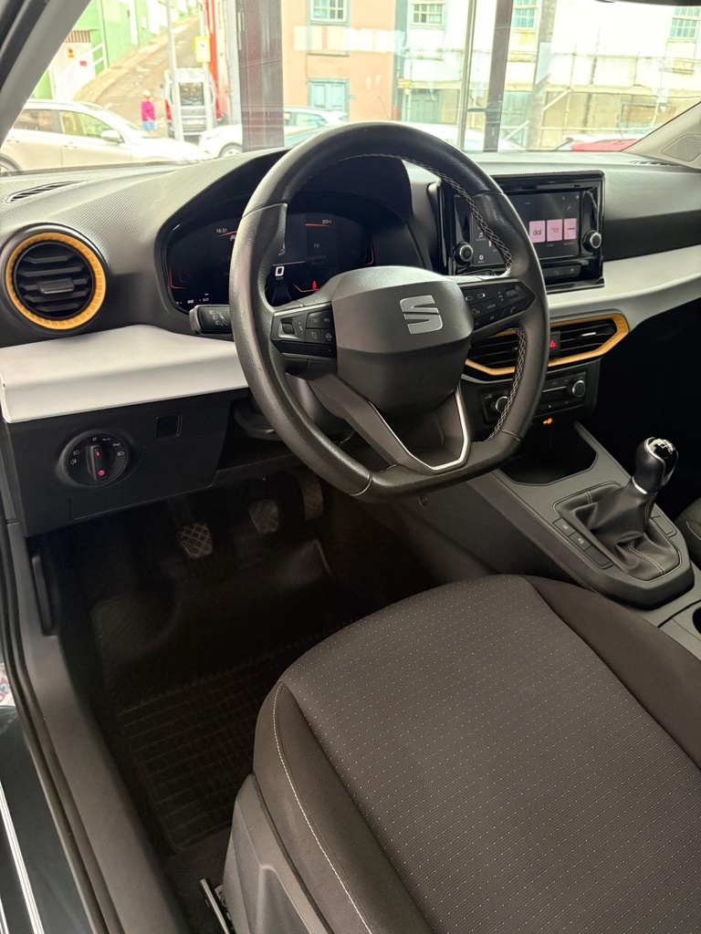 SEAT IBIZA